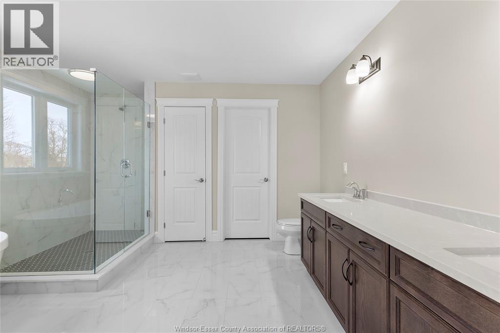 71 Redwood, Kingsville, Ontario  N0R 1B0 - Photo 24 - 25021388