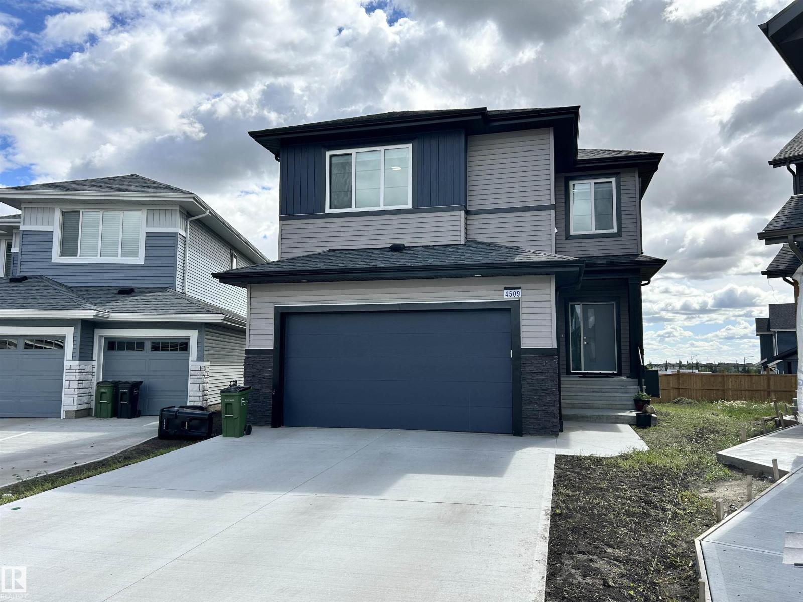 4509 170a Av Nw, Edmonton, Alberta  T5Y 4C9 - Photo 2 - E4454264