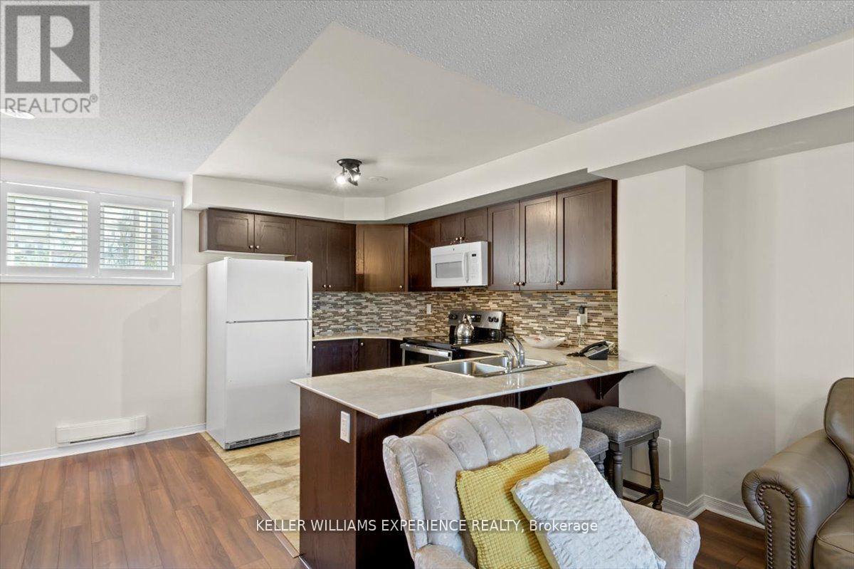 Property at 11 - 113 CHAPMAN DRIVE image 5