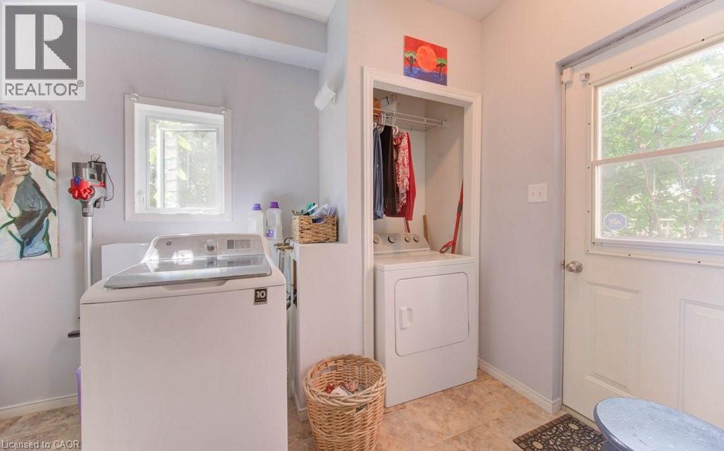 43 Irvin Street, Kitchener, Ontario  N2H 1K7 - Photo 22 - 40762635