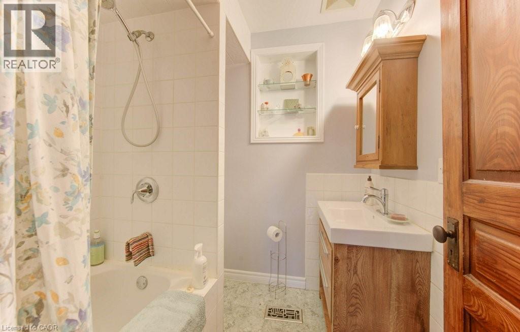43 Irvin Street, Kitchener, Ontario  N2H 1K7 - Photo 31 - 40762635