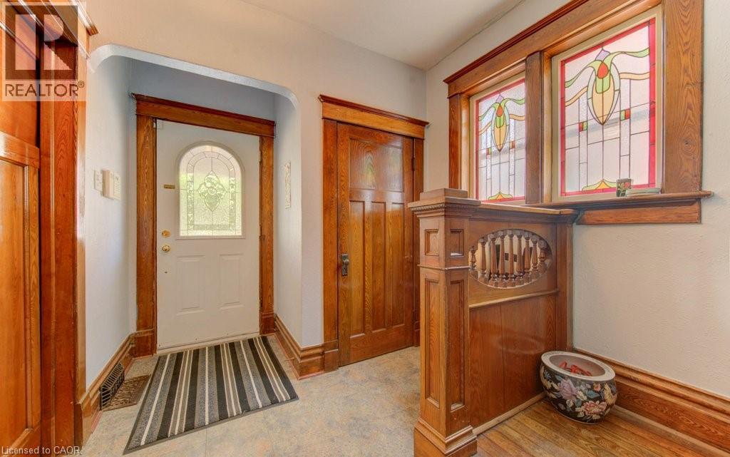 Property at 43 IRVIN Street image 5