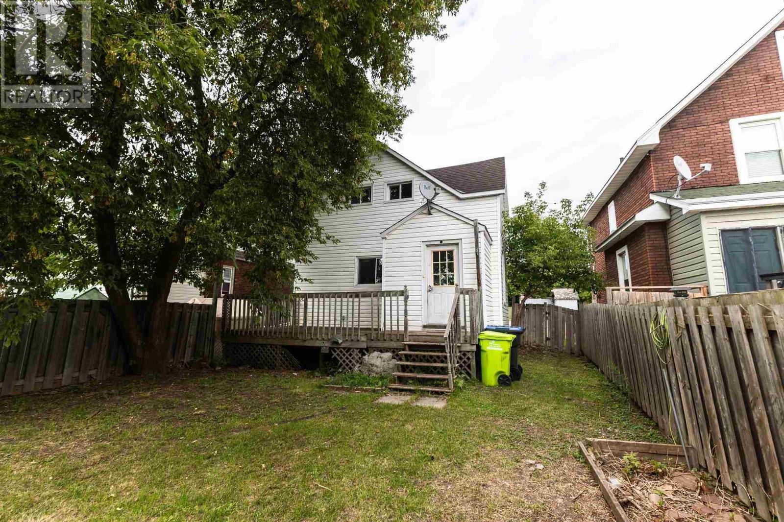 55 Grosvenor Ave, Sault Ste. Marie, Ontario  P6B 2L8 - Photo 32 - SM252353