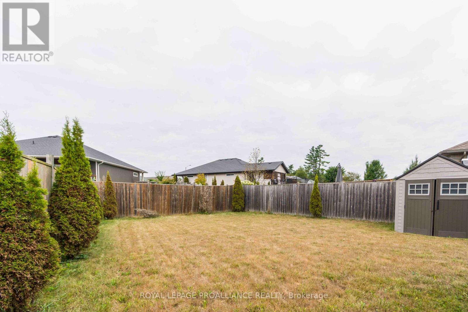 32 Aspen Drive, Quinte West, Ontario  K8V 0E2 - Photo 20 - X12359548