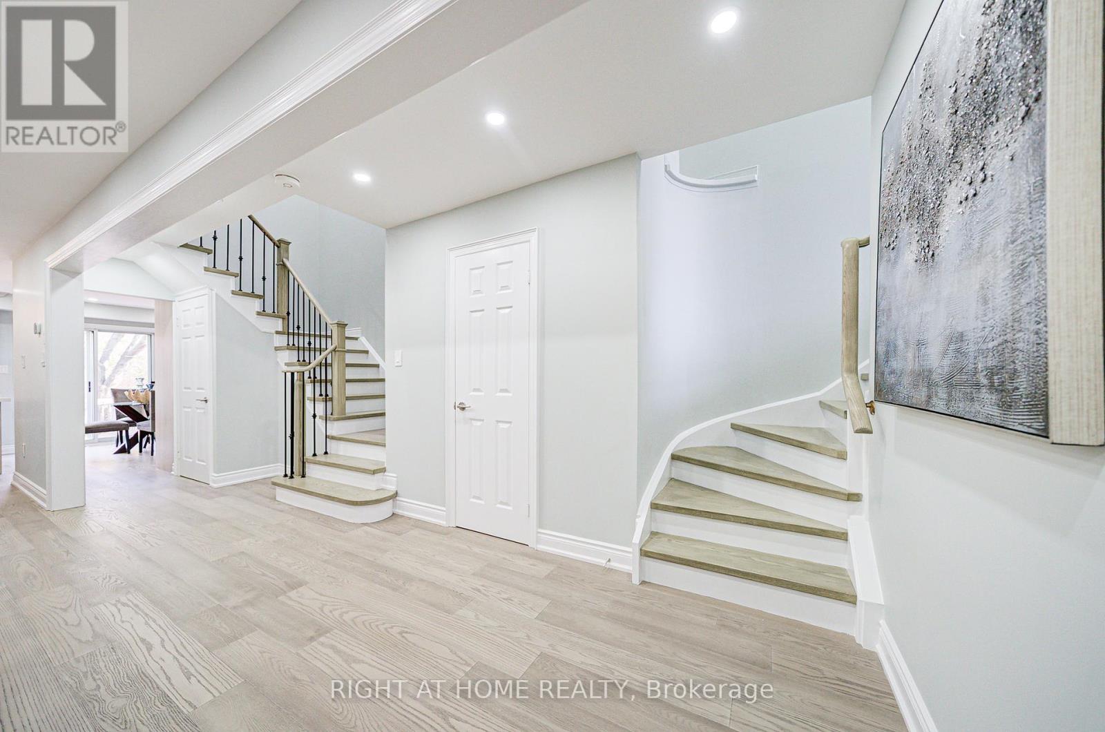 165 Trail Ridge Lane, Markham (Berczy), Ontario  L6C 2C6 - Photo 17 - N12359389