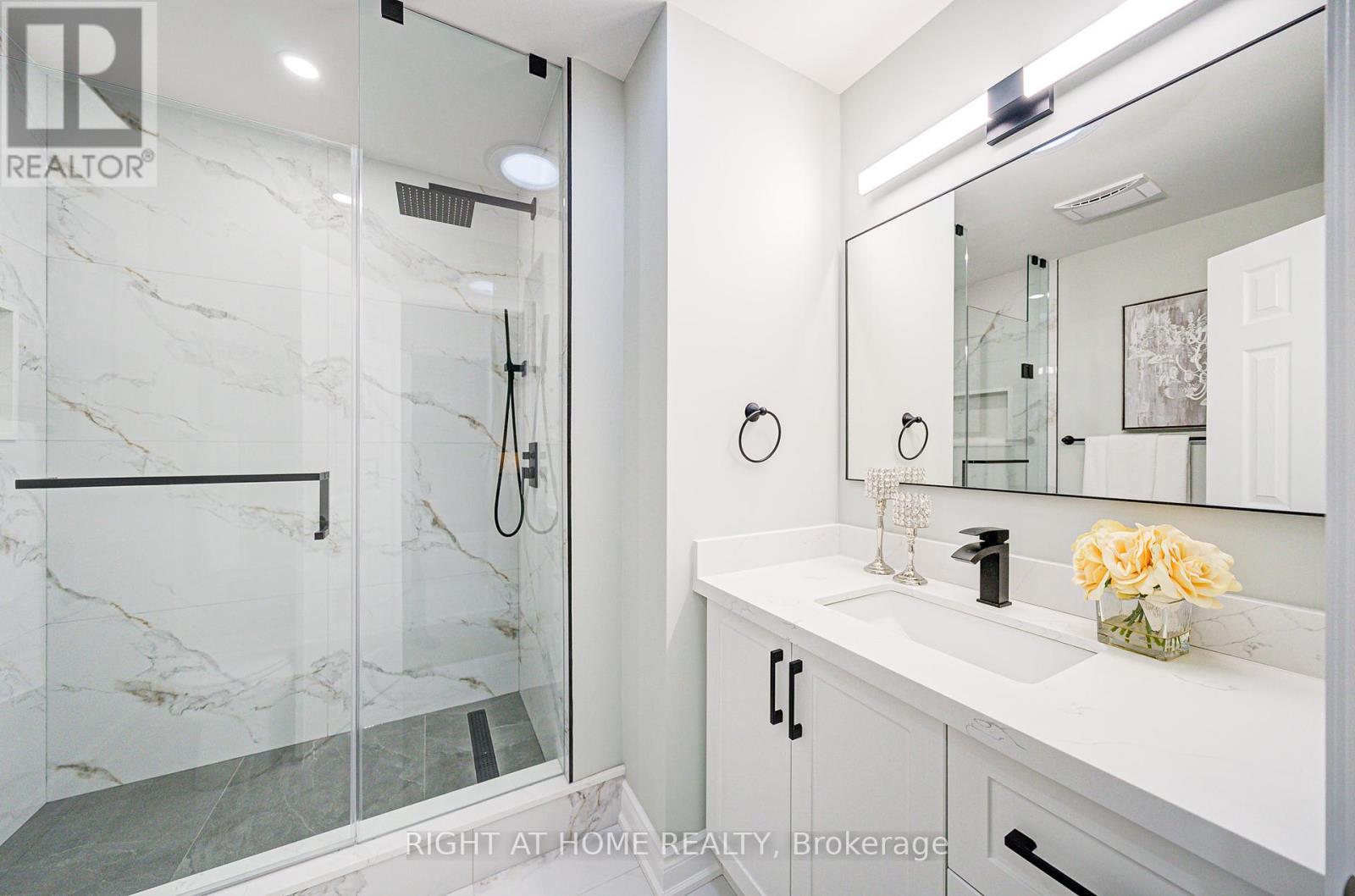 165 Trail Ridge Lane, Markham (Berczy), Ontario  L6C 2C6 - Photo 29 - N12359389