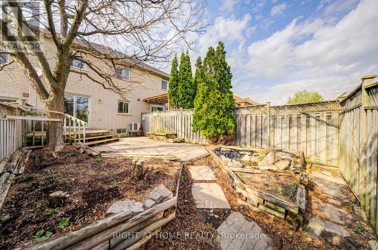 165 Trail Ridge Lane, Markham (Berczy), Ontario  L6C 2C6 - Photo 32 - N12359389