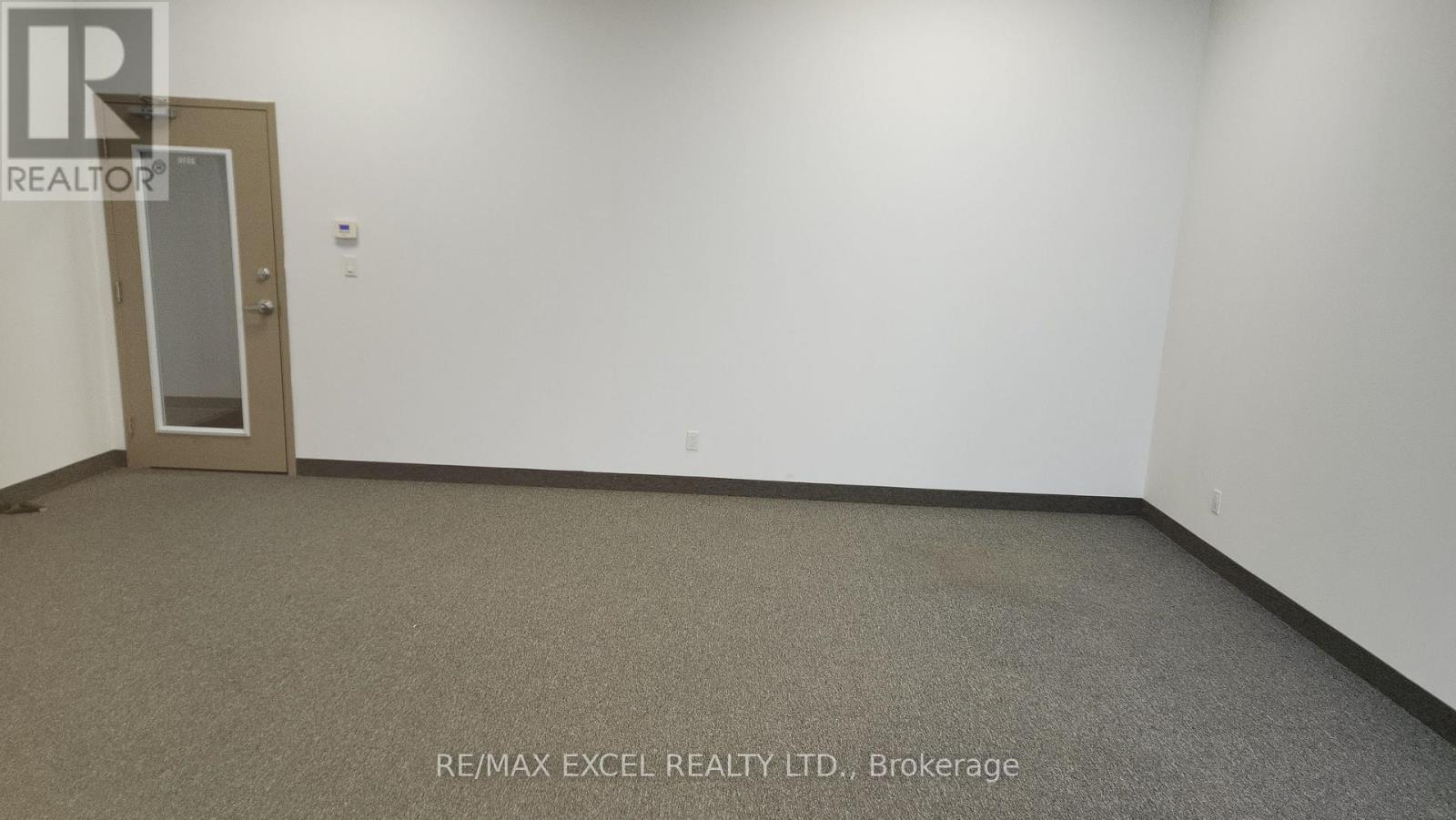 2068 & 2070 - 30 South Unionville Avenue, Markham, Ontario  L3R 5M3 - Photo 2 - N12359479