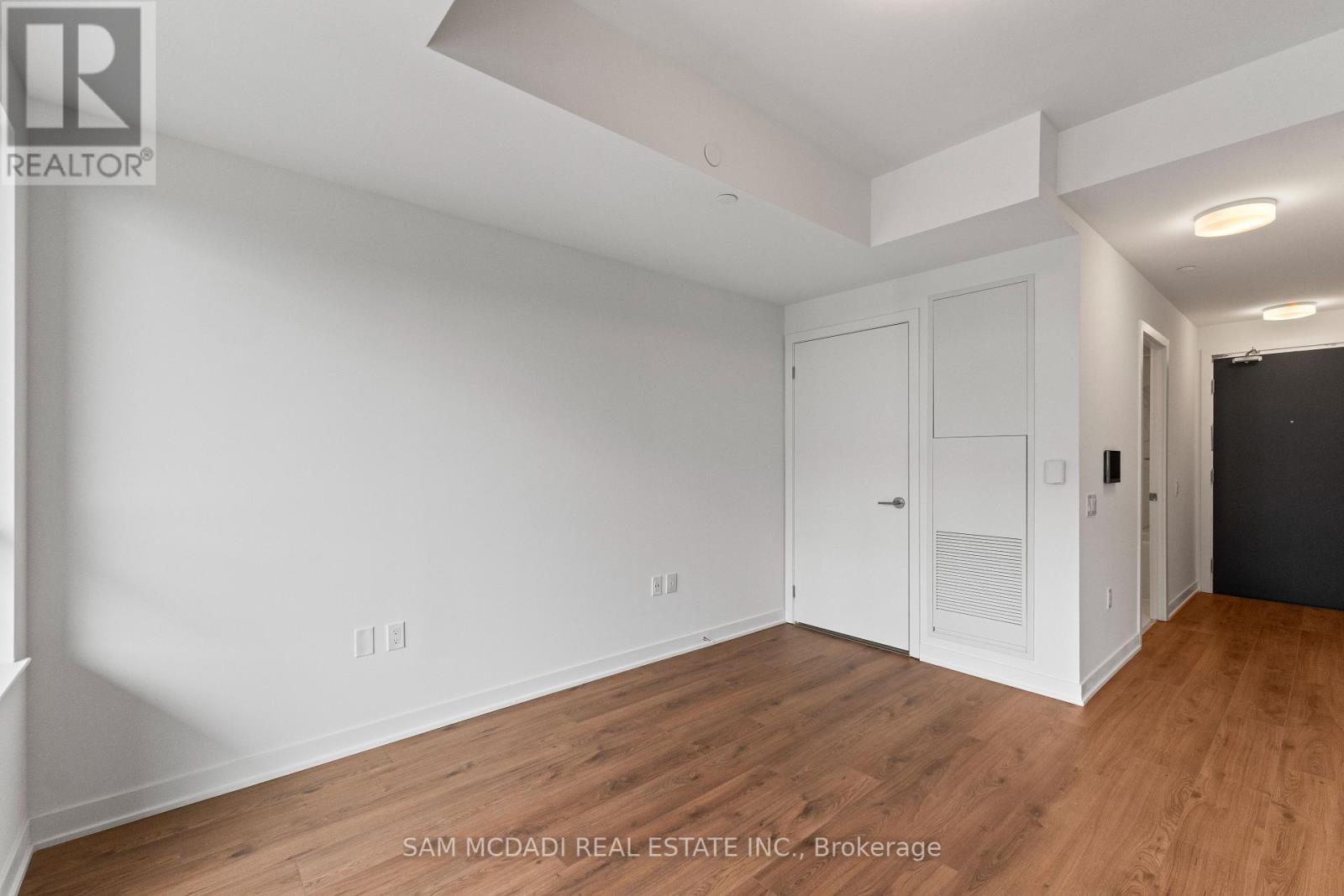 819 - 395 Dundas Street, Oakville, Ontario  L6M 4L9 - Photo 15 - W12355746