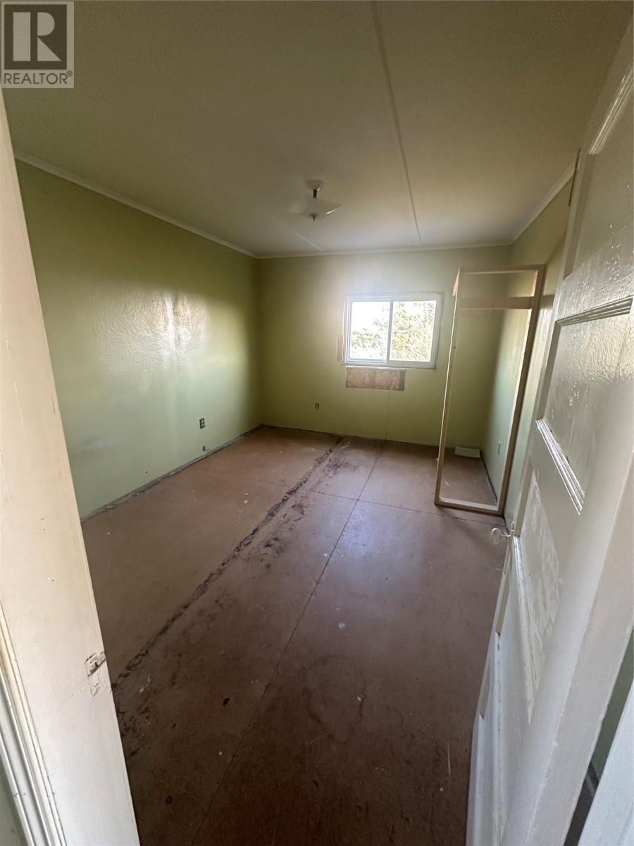 94 Memorial Street, Bell Island, Newfoundland & Labrador  A0A 4H0 - Photo 11 - 1289584