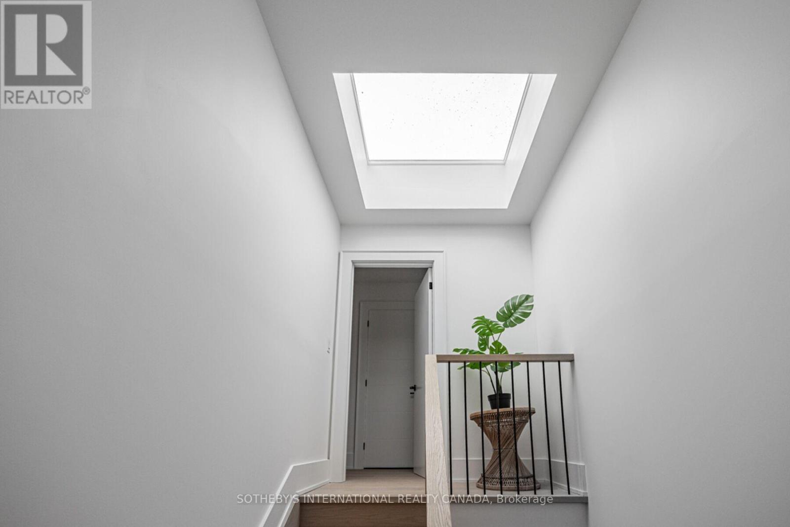 6 Twenty Fifth Street, Toronto, Ontario  M8V 3P3 - Photo 32 - W12359398