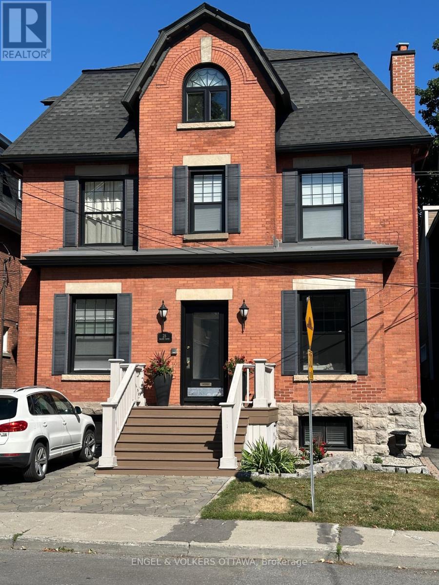 25 MCLEOD STREET, Ottawa, Ontario