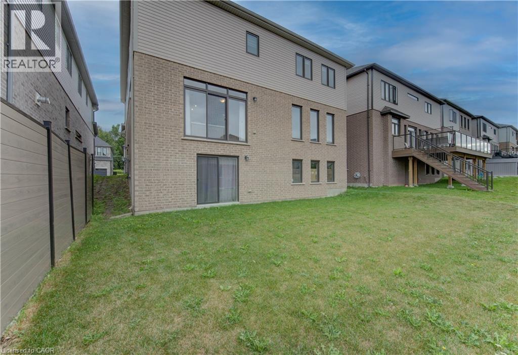 546 Bridgemill Crescent, Kitchener, Ontario  N2A 0K3 - Photo 48 - 40762647