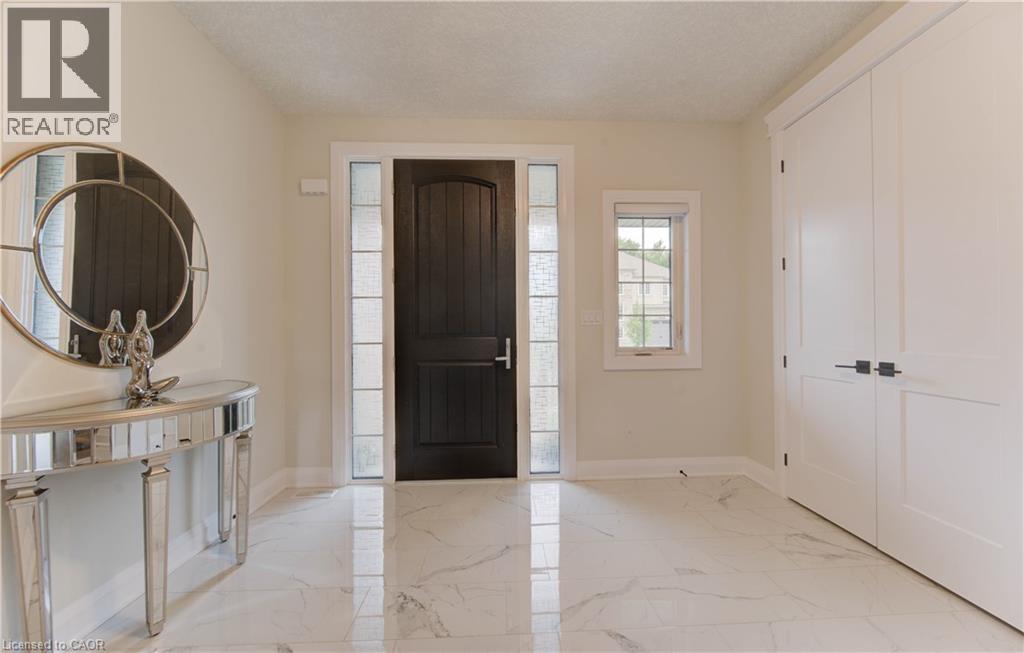 546 Bridgemill Crescent, Kitchener, Ontario  N2A 0K3 - Photo 6 - 40762647
