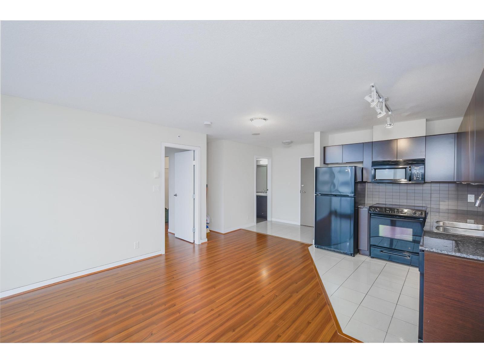 3010 13618 100 Avenue, Surrey, British Columbia  V3T 0A8 - Photo 14 - R3039671