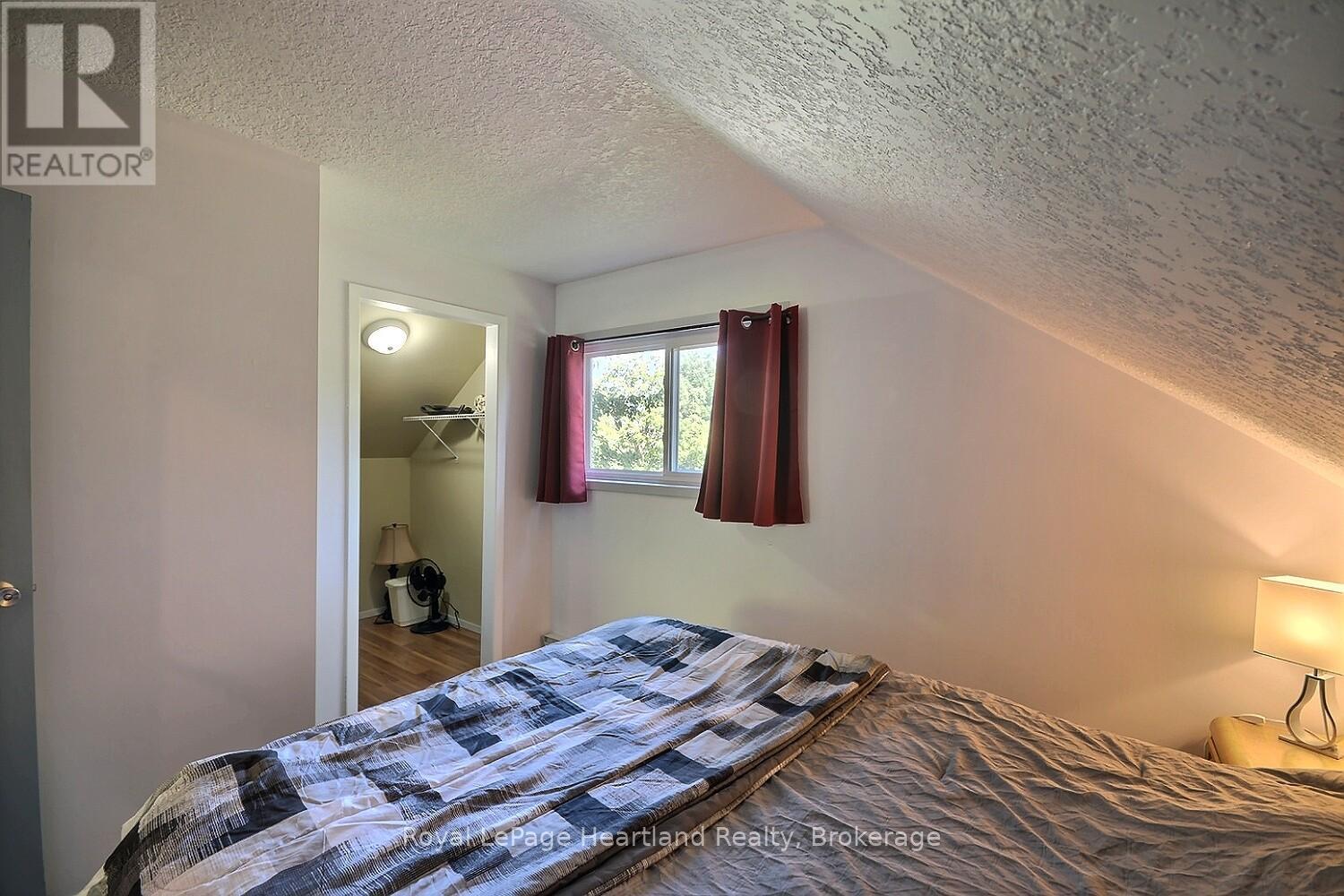433 Albert Street, Huron East, Ontario  N0G 1H0 - Photo 18 - X12359549