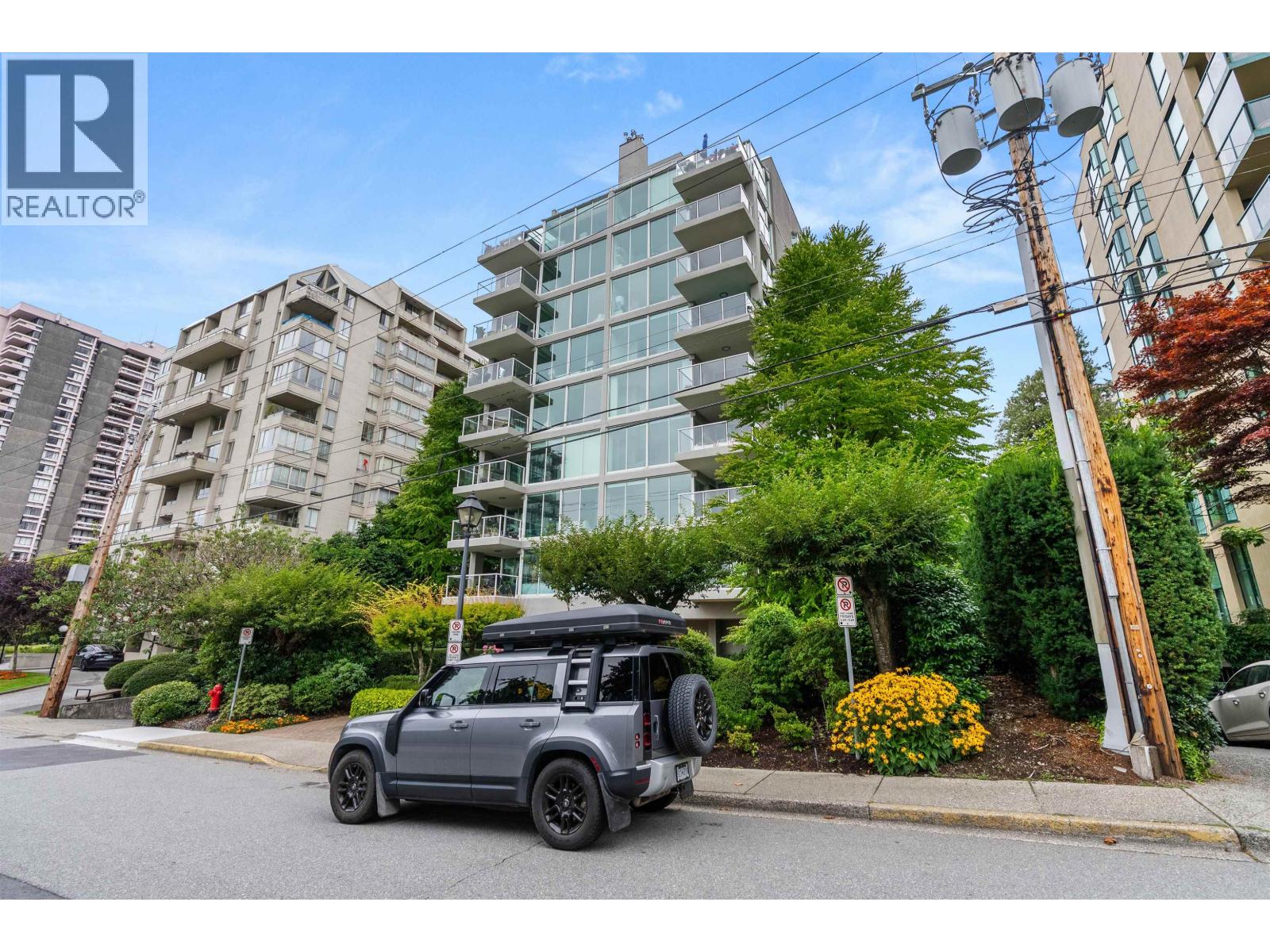Property at 501 1455 DUCHESS AVENUE image 4