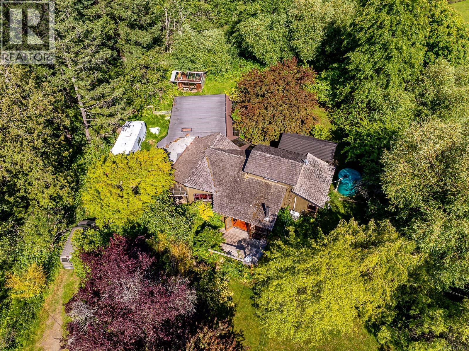 1885 Central Rd, Hornby Island, British Columbia  V0R 1Z0 - Photo 49 - 1011634