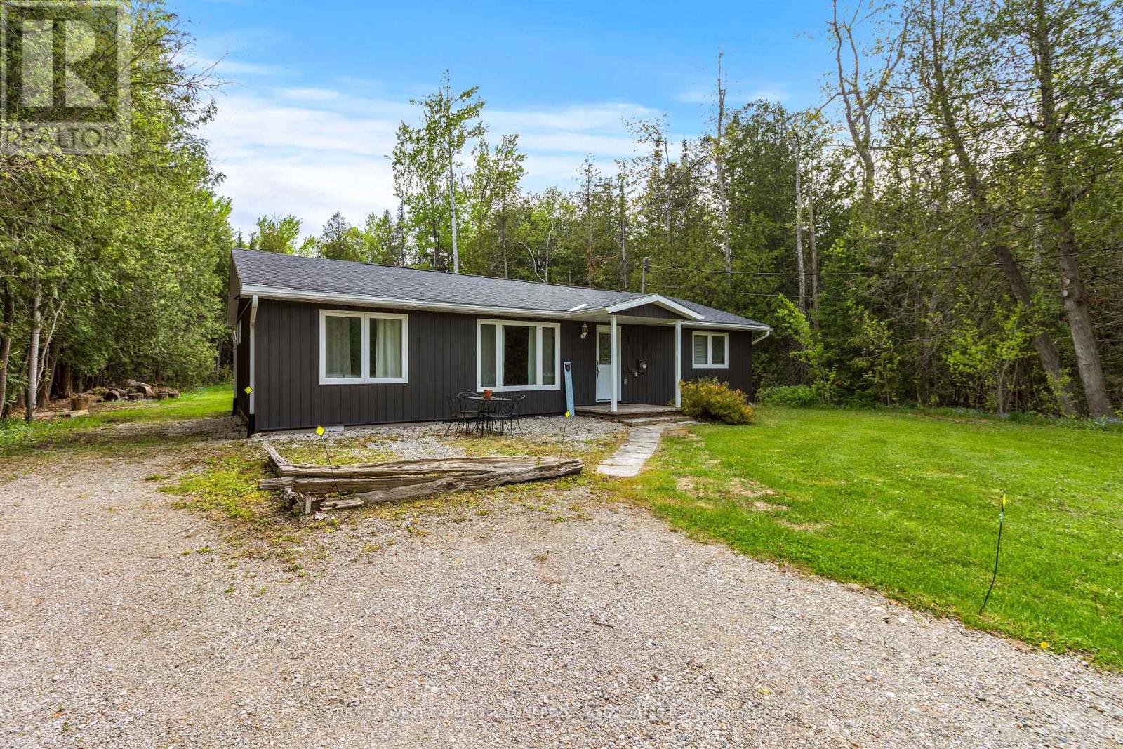 7221 Highway 6 Road, Northern Bruce Peninsula, Ontario  N0H 2T0 - Photo 2 - X12359420