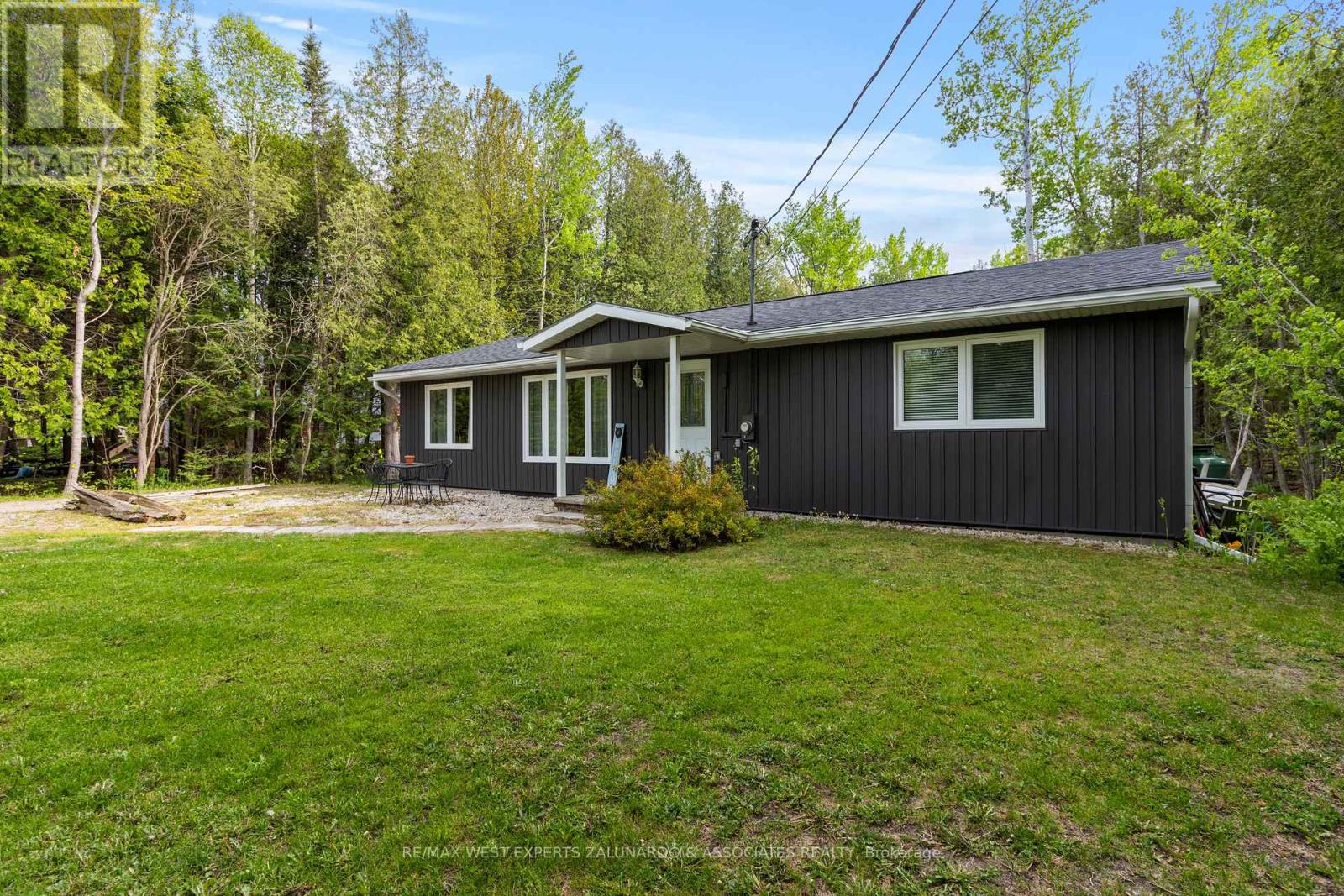 7221 Highway 6 Road, Northern Bruce Peninsula, Ontario  N0H 2T0 - Photo 3 - X12359420