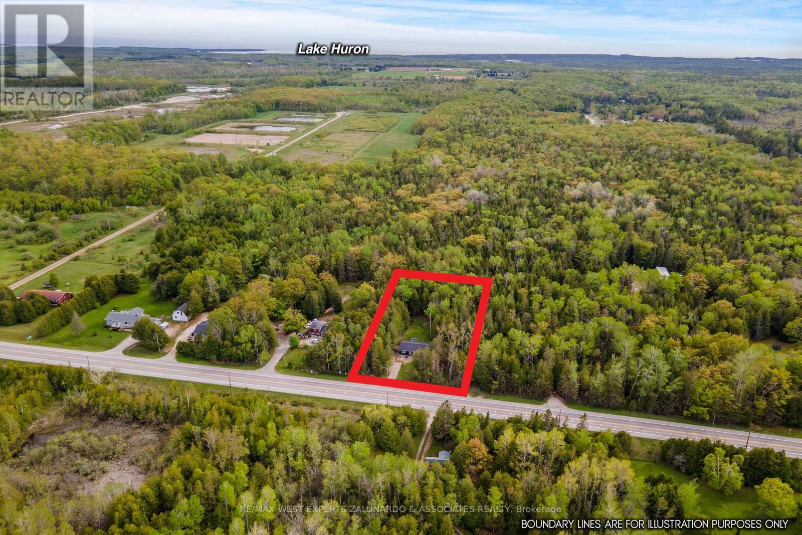 7221 Highway 6 Road, Northern Bruce Peninsula, Ontario  N0H 2T0 - Photo 35 - X12359420