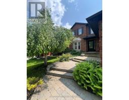 9 Chadburn Crescent, Aurora (Hills Of St Andrew), Ca