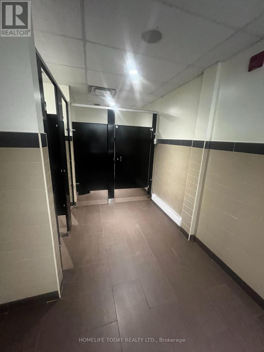A - 856 Eglinton Avenue E, Toronto, Ontario  M4G 2L1 - Photo 19 - C12359559