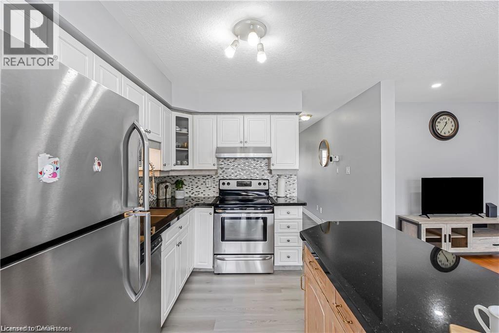 257 Grey Fox Drive, Kitchener, Ontario  N2E 3N7 - Photo 10 - 40762783