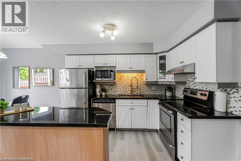 257 Grey Fox Drive, Kitchener, Ontario  N2E 3N7 - Photo 9 - 40762783