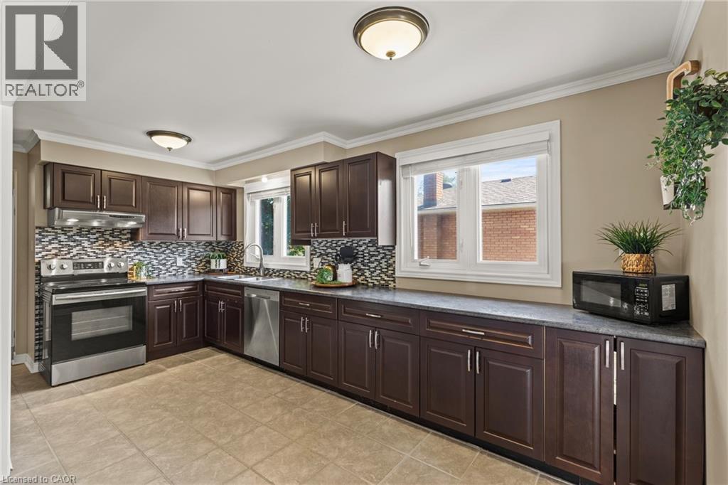 1298 Napier Crescent, Oakville, Ontario  L6H 2A4 - Photo 11 - 40762767