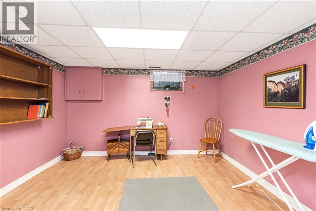 18 Cammay Avenue, Dundas, Ontario  L9H 6M5 - Photo 35 - 40762722