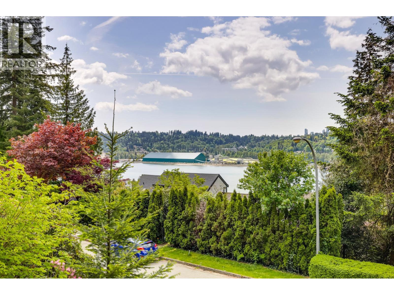 31 Axford Bay, Port Moody, British Columbia  V3H 3R4 - Photo 32 - R3000349
