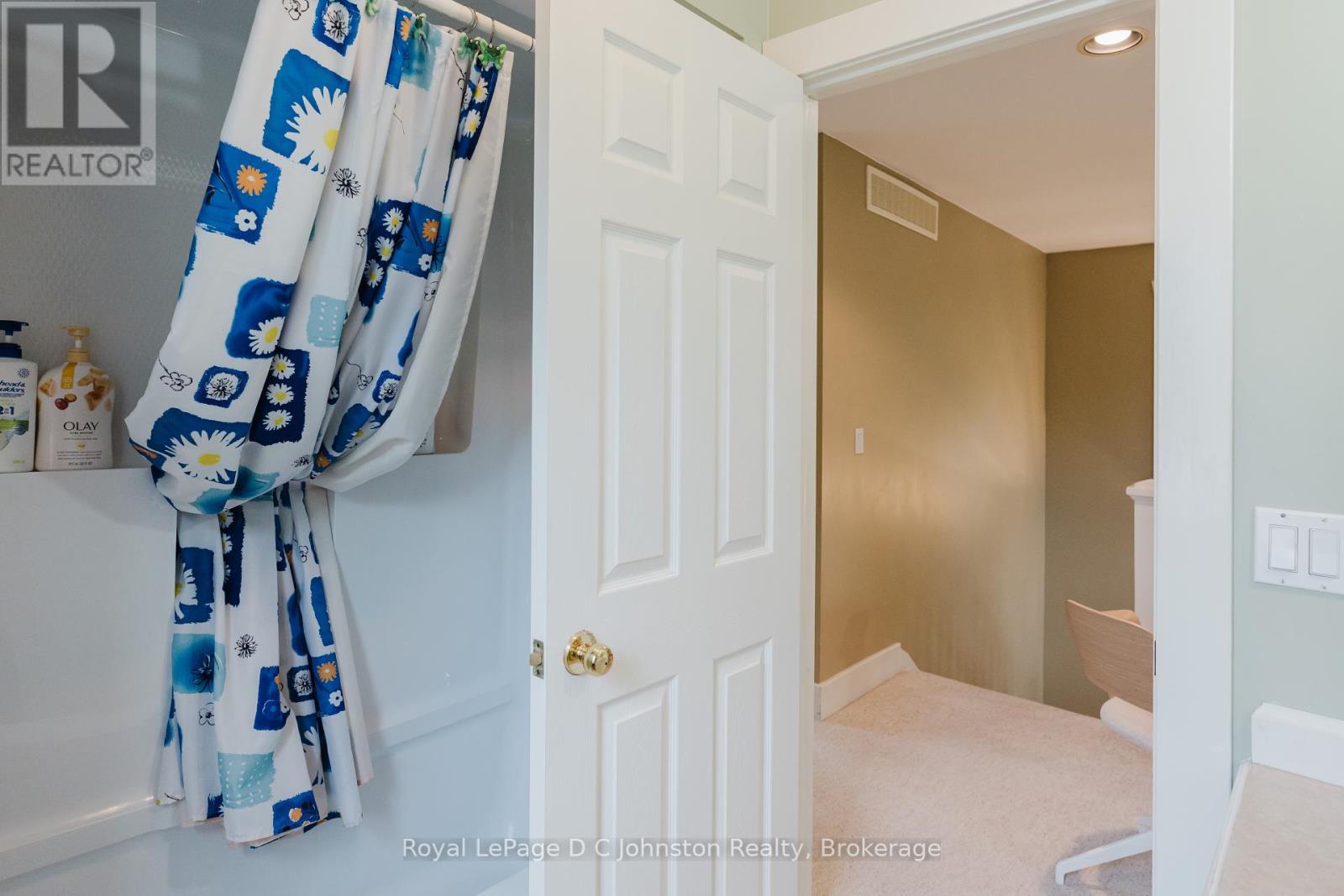 240 Summerhill Road, Saugeen Shores, Ontario  N0H 2L0 - Photo 31 - X12334915