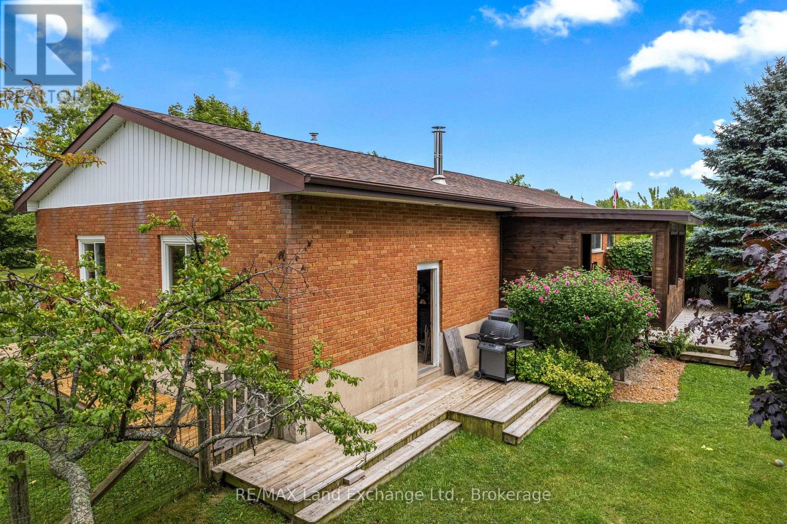774 Bruce 23 Road, Kincardine, Ontario  N0G 2T0 - Photo 10 - X12344278