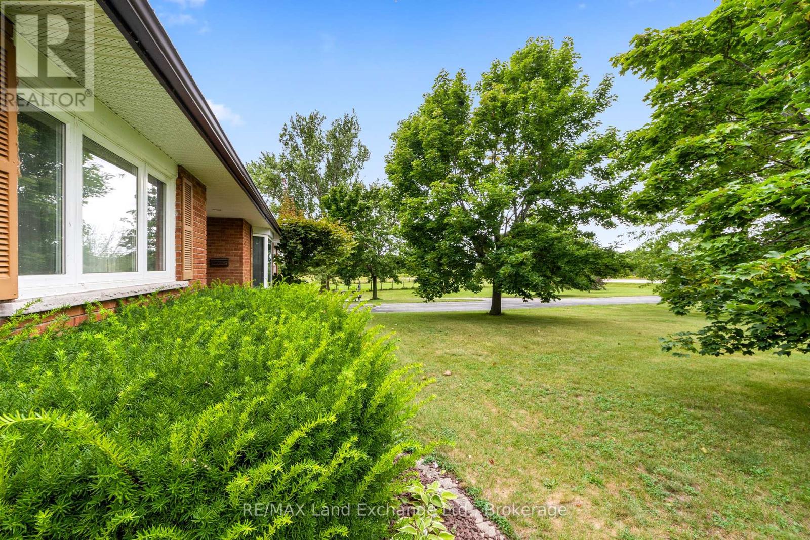 774 Bruce 23 Road, Kincardine, Ontario  N0G 2T0 - Photo 5 - X12344278