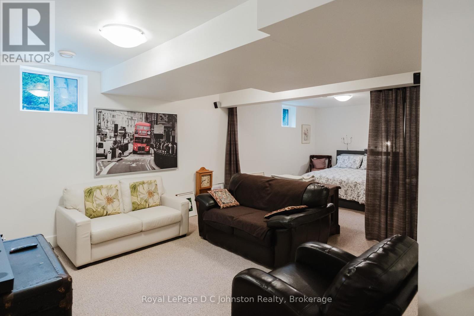 240 Summerhill Road, Saugeen Shores, Ontario  N0H 2L0 - Photo 34 - X12334915