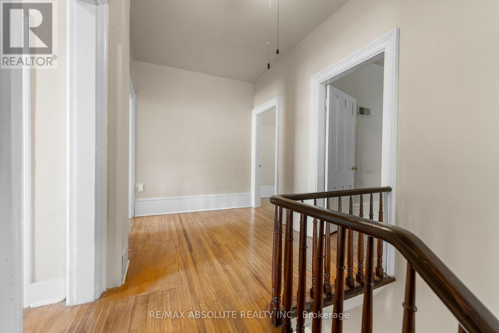 24 Ottawa Street, Arnprior, Ontario  K7S 1W8 - Photo 19 - X12359577