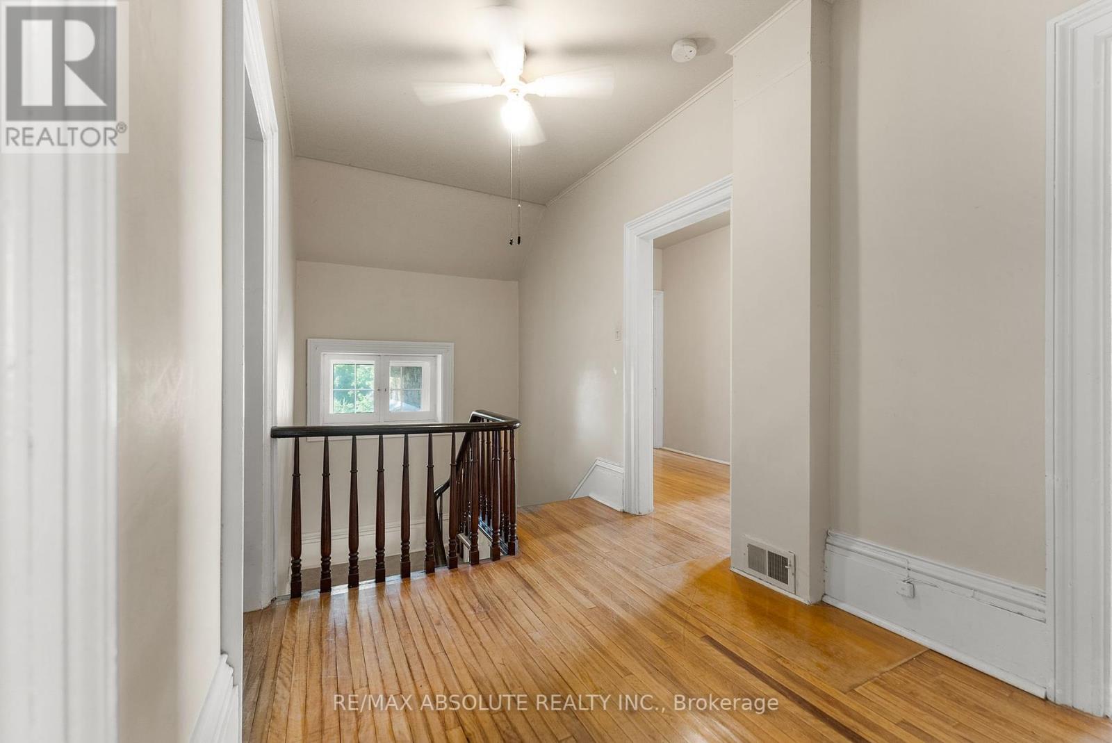 24 Ottawa Street, Arnprior, Ontario  K7S 1W8 - Photo 20 - X12359577