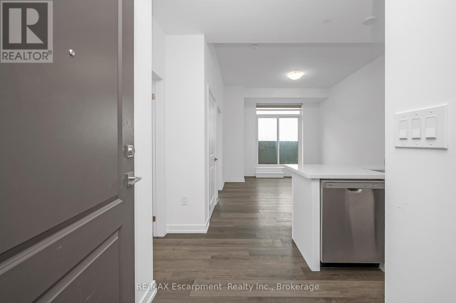 514 - 470 Dundas Street E, Hamilton, Ontario  L8B 2A6 - Photo 7 - X12359617