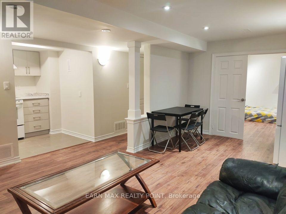 4 Stone Street, Halton Hills, Ontario  L7G 5W6 - Photo 12 - W12359560