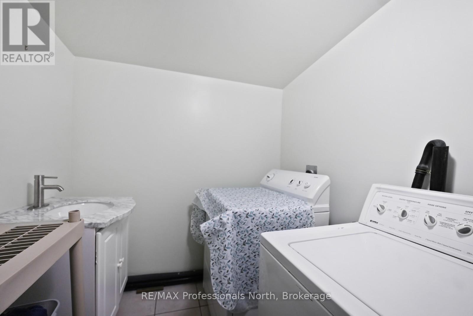 2279 Loop Road, Highlands East, Ontario  K0L 3C0 - Photo 16 - X12359597