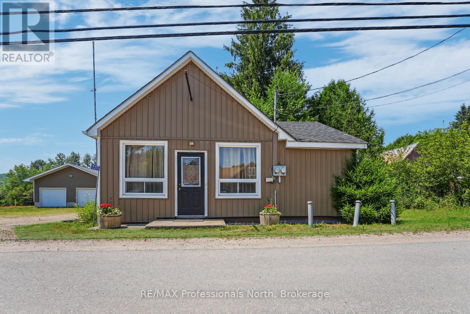2279 Loop Road, Highlands East, Ontario  K0L 3C0 - Photo 3 - X12359597