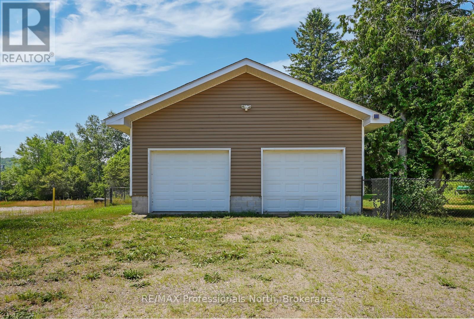 2279 Loop Road, Highlands East, Ontario  K0L 3C0 - Photo 37 - X12359597