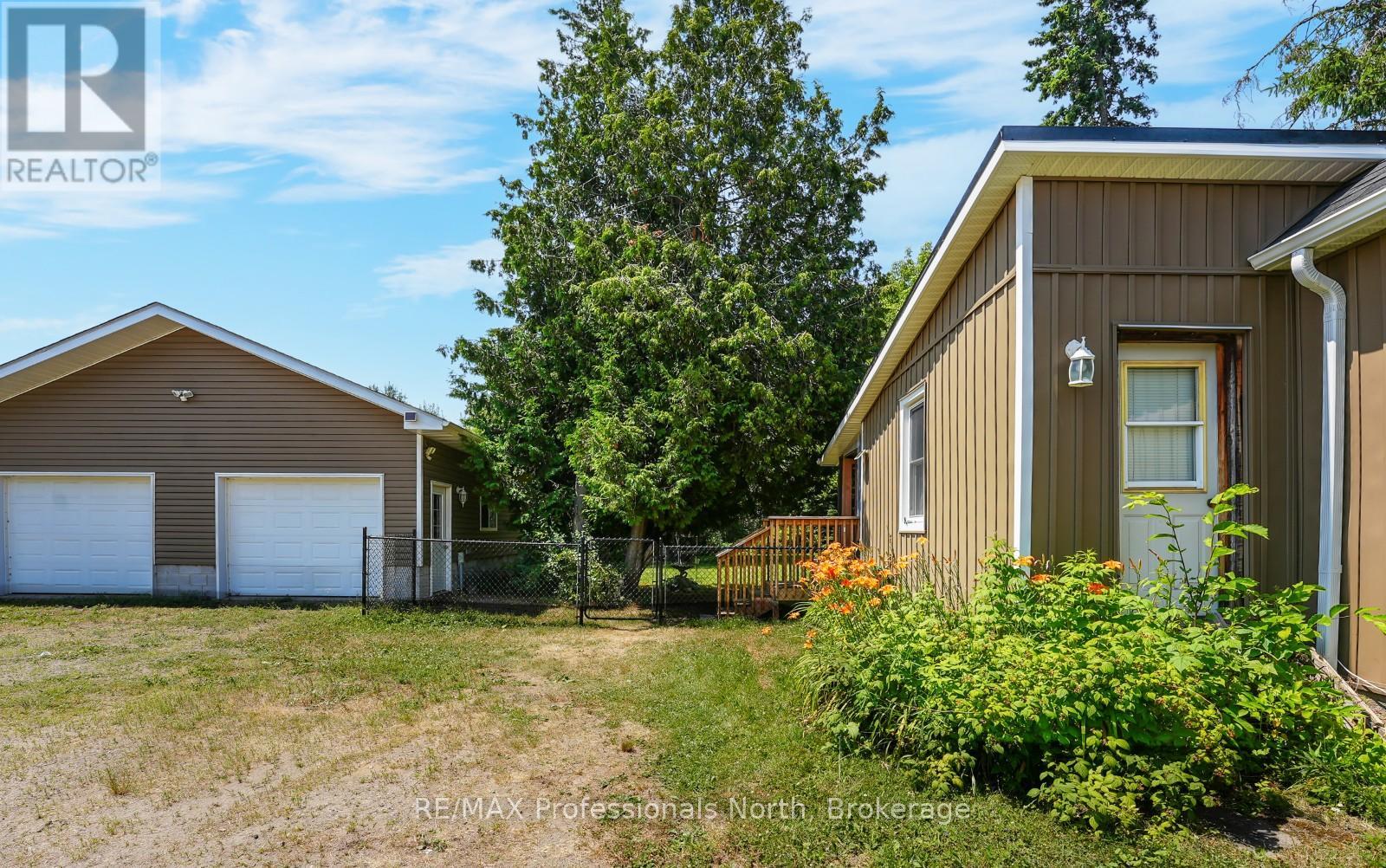 2279 Loop Road, Highlands East, Ontario  K0L 3C0 - Photo 38 - X12359597