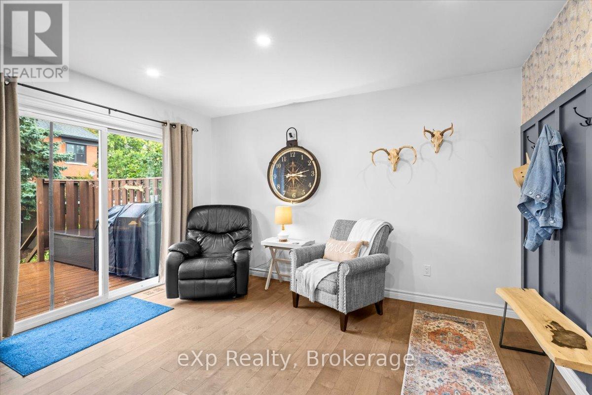 40 Arthur Street W, Minto, Ontario  N0G 1Z0 - Photo 10 - X12359605
