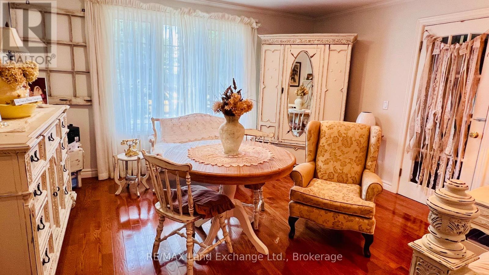 14 Mcdonald Street W, North Perth, Ontario  N4W 1K4 - Photo 29 - X12359691