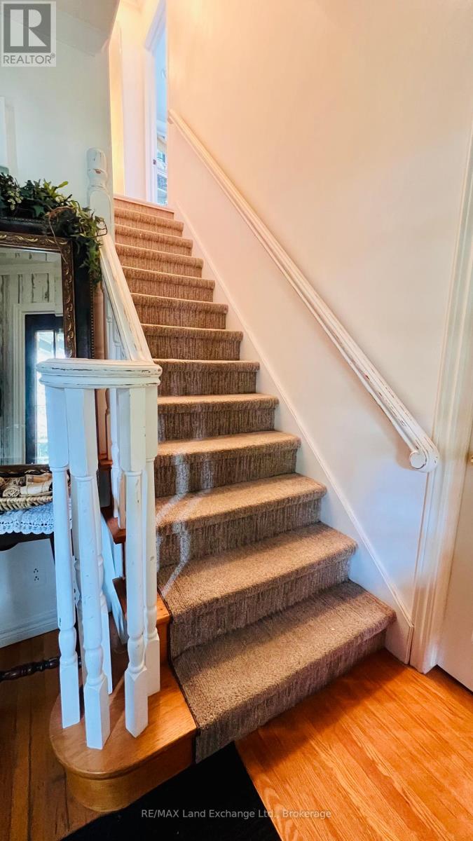 14 Mcdonald Street W, North Perth, Ontario  N4W 1K4 - Photo 32 - X12359691