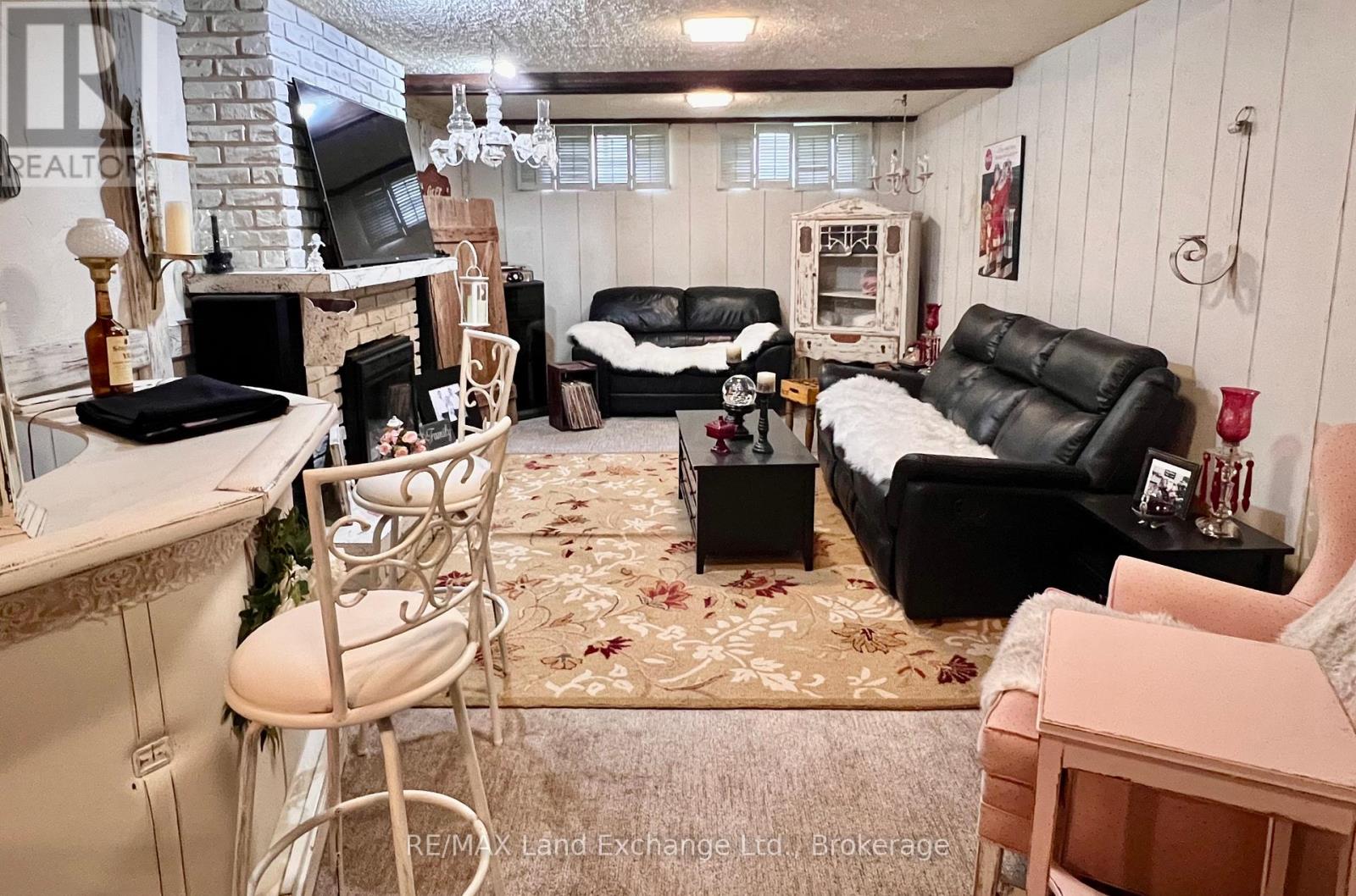14 Mcdonald Street W, North Perth, Ontario  N4W 1K4 - Photo 39 - X12359691