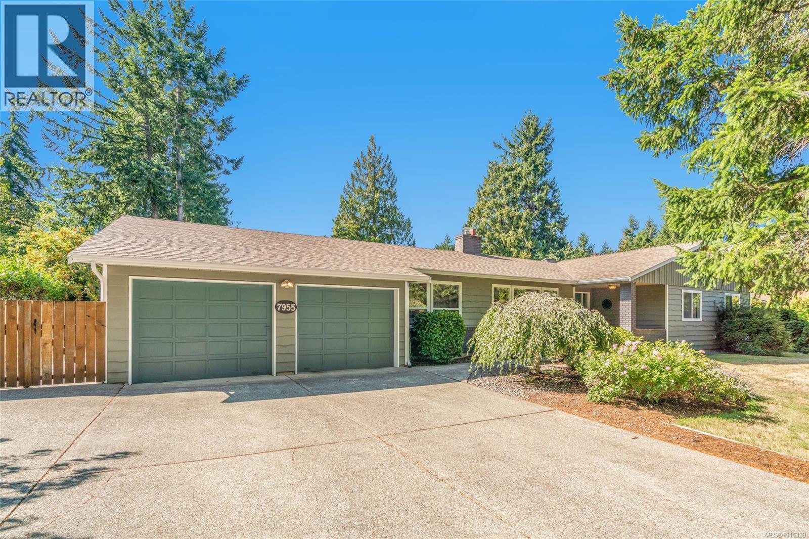 7955 Northwind Dr, Lantzville, British Columbia