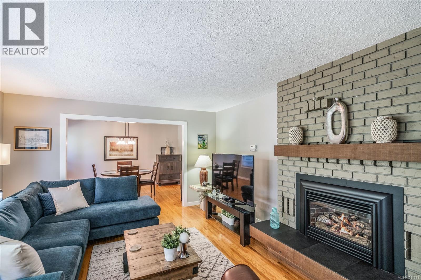7955 Northwind Dr, Lantzville, British Columbia  V0R 2H0 - Photo 3 - 1011339